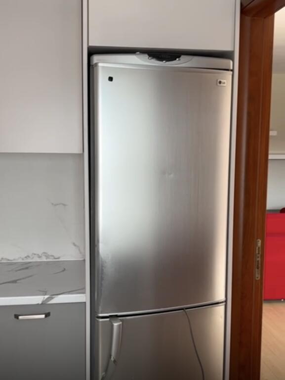 Jepet Me Qera Apartament 2+1+1 Ballkon