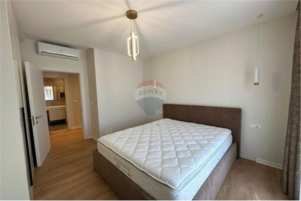 Apartment 1+1 for rent at Zogu i Zi