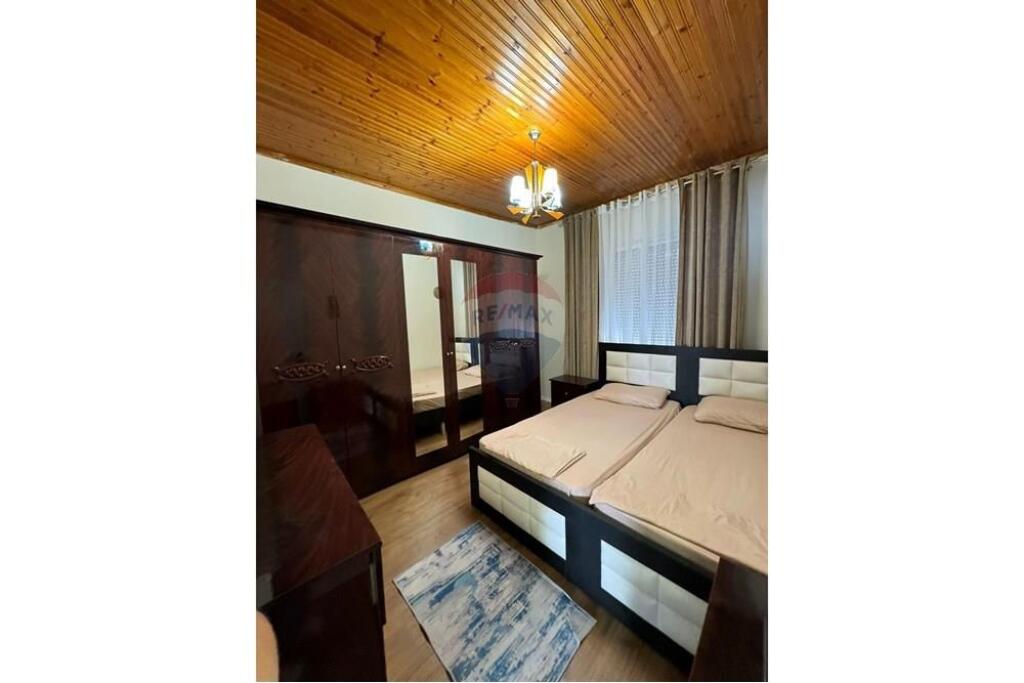 Jepet me qira apartament 1+1 te Shallvaret