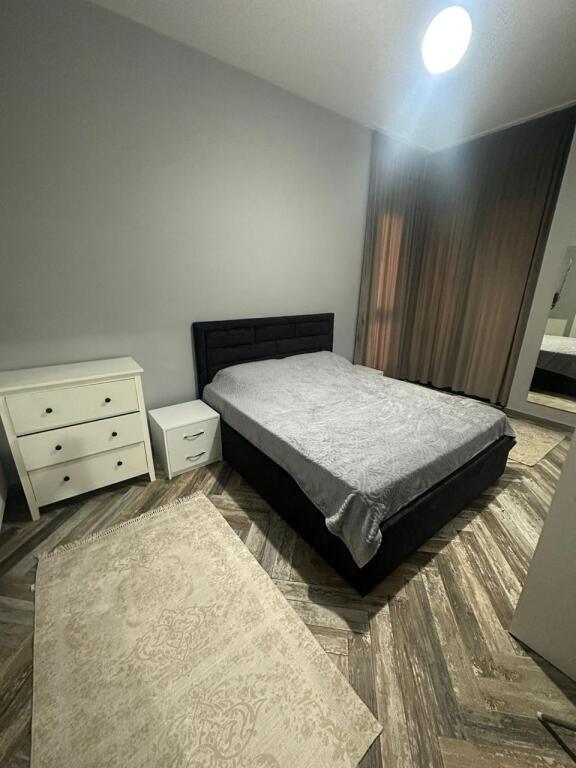 Apartament 3+1 me qira tek Square 21!