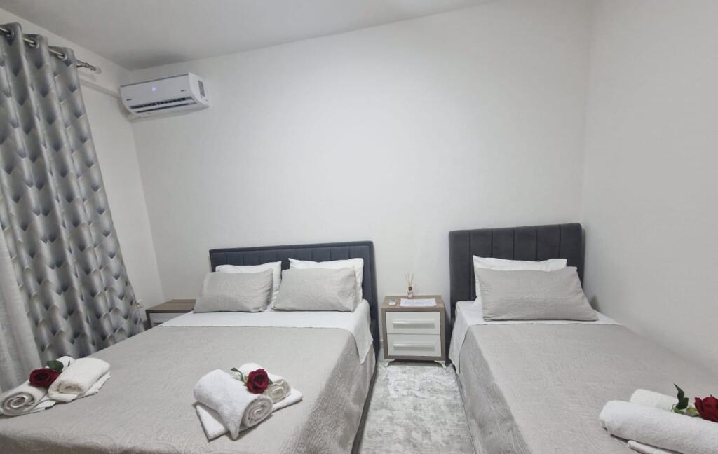 APARTAMENT ME QERA 2+1 VASIL SHANTO 60.000 LEKE