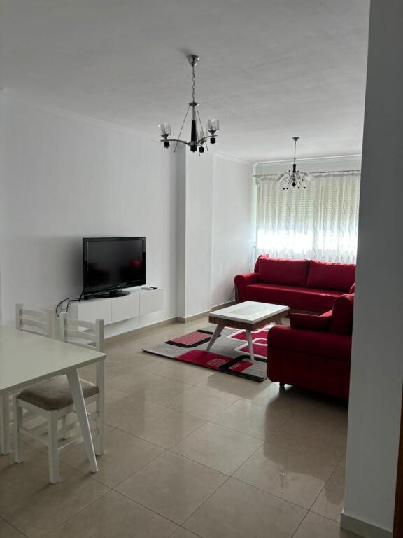 Jepet me qira 3+1+2 DON BOSKO CREDINS 800€