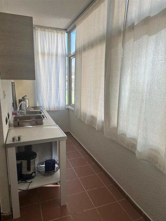 APARTAMENT KOMOD ME QIRA 2+1 TE RRUGA KOSOVAREVE TIRANE LIQENI ARTIFICIAL