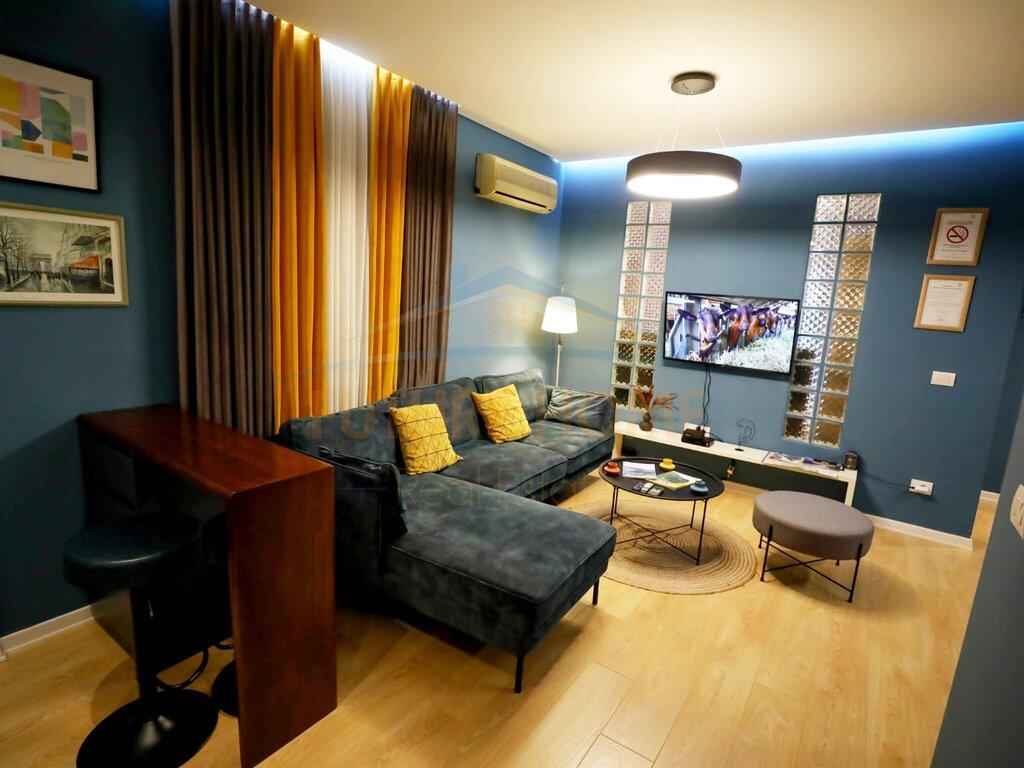 Qira, Apartament 2+1, Myslym Shyr, Tirane