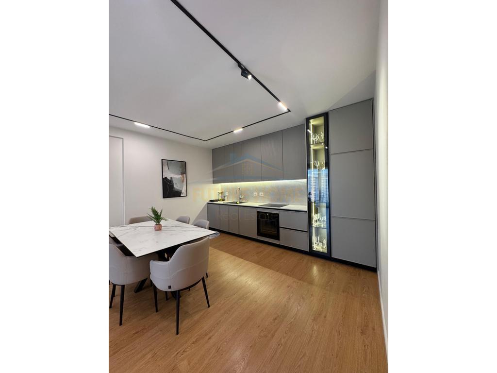 Shitet, Apartament 2+1+2, Rezidenca Future Home, Unaza e Re, Tiranë