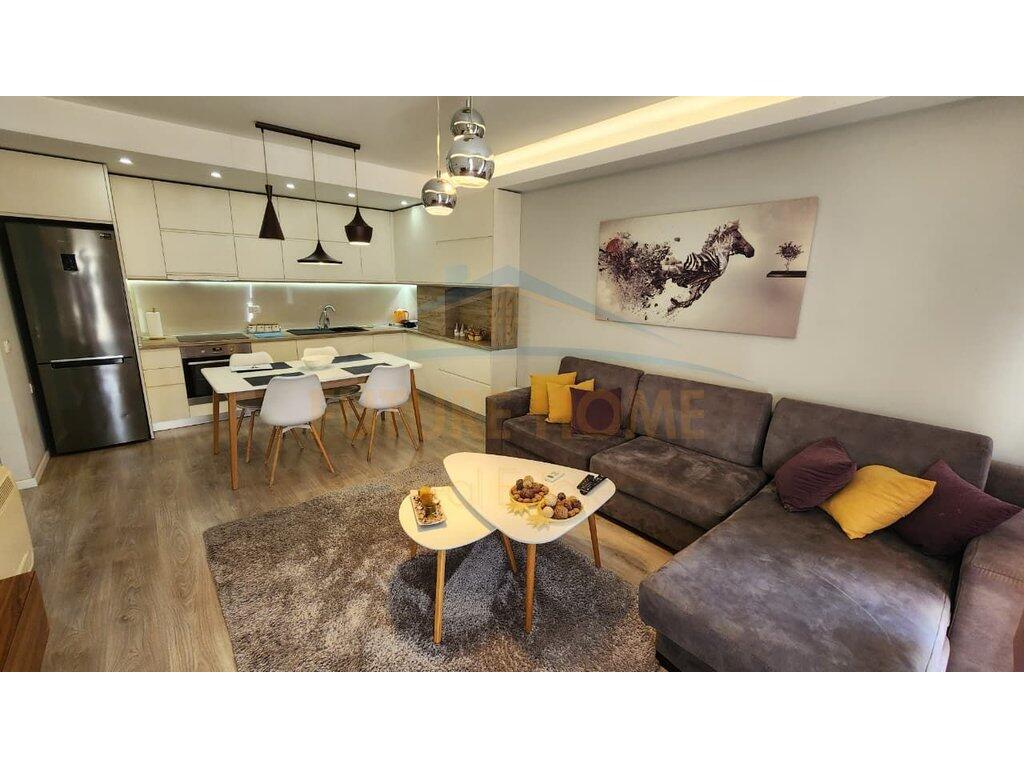 Qera, Apartament 2+1, Kompleksi Kontakt, Tirane