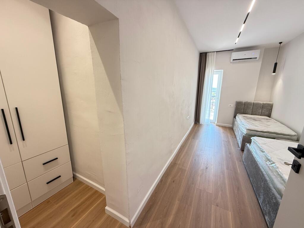 ✨ Occasion ✨ 🏡 Apartment 2+1 with veranda for sale 📍 Kinostudio – Myslym Keta St., Tirana