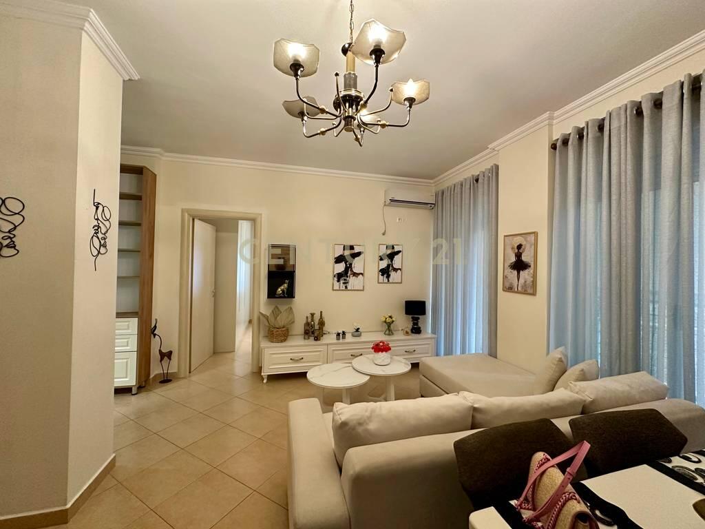 RENT, APARTMENT 3+1+2 ON PETI STREET!