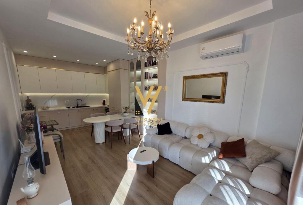 JEPET APARTAMENT 1+1+BLK ME QIRA NE PORCELAN 750 EURO