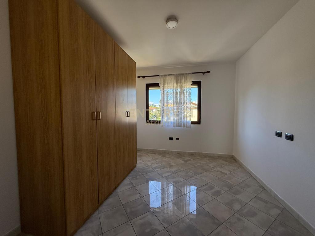 JEPET ME QIRA APARTAMENT 3+1+2 PRANE KOMPLEKSIT GRAND !