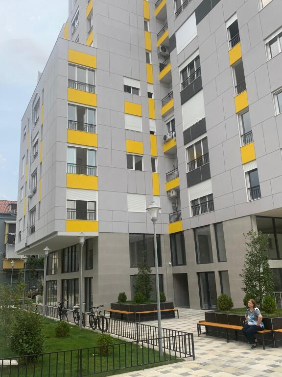 Jepet me qira apartament 1+1 TE AMERIKAN 2 Rruga E Dibres 45.000 leke