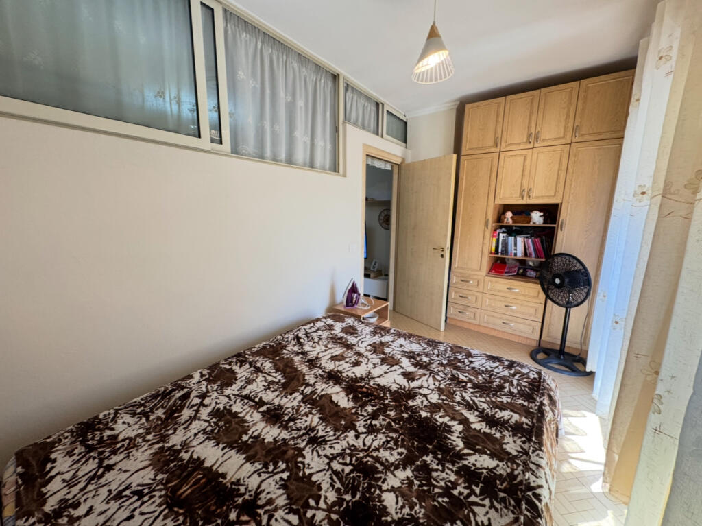 JEPET ME QIRA APARTMENT 2+1 NE ASTIR PRANE VILES L !!