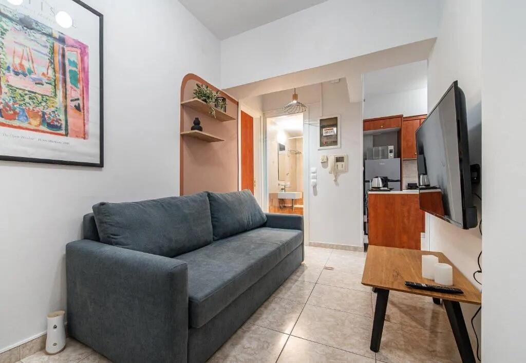 Apartament me qera 1+1 tek Rruga e Dibres (ID B211383) Tirane