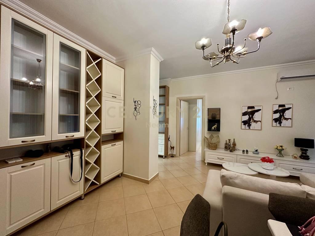 RENT, APARTMENT 3+1+2 ON PETI STREET!