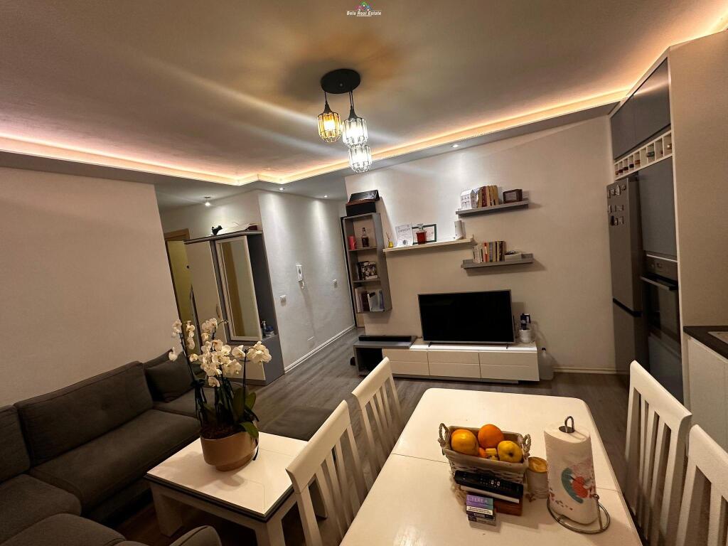 Apartament Me Qera 2+1 Tek Kodra E Diellit ( ID B2201485) Tirane