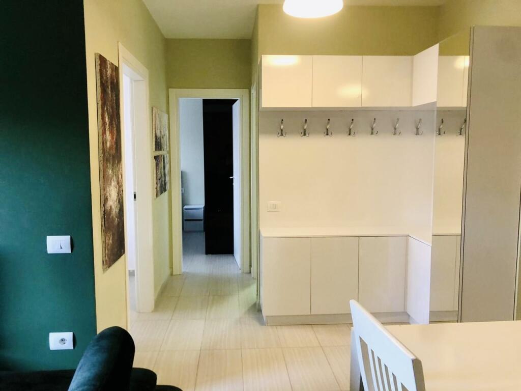 🏡 Jepet me Qira Apartament 2+1 prane Stadiumit Dinamo