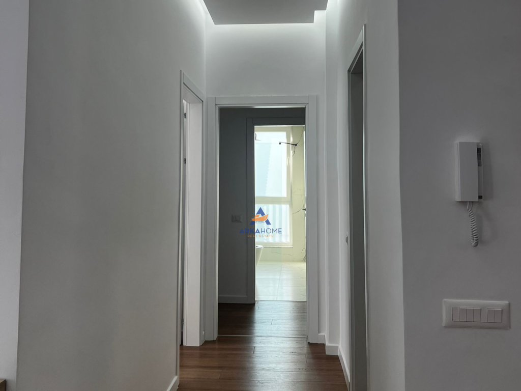 APPARTAMENTO IN AFFITTO 2+1+BALCONE "VICINO A VOTRES, EX CAMPO DI AVIAZIONE" 800 EURO.