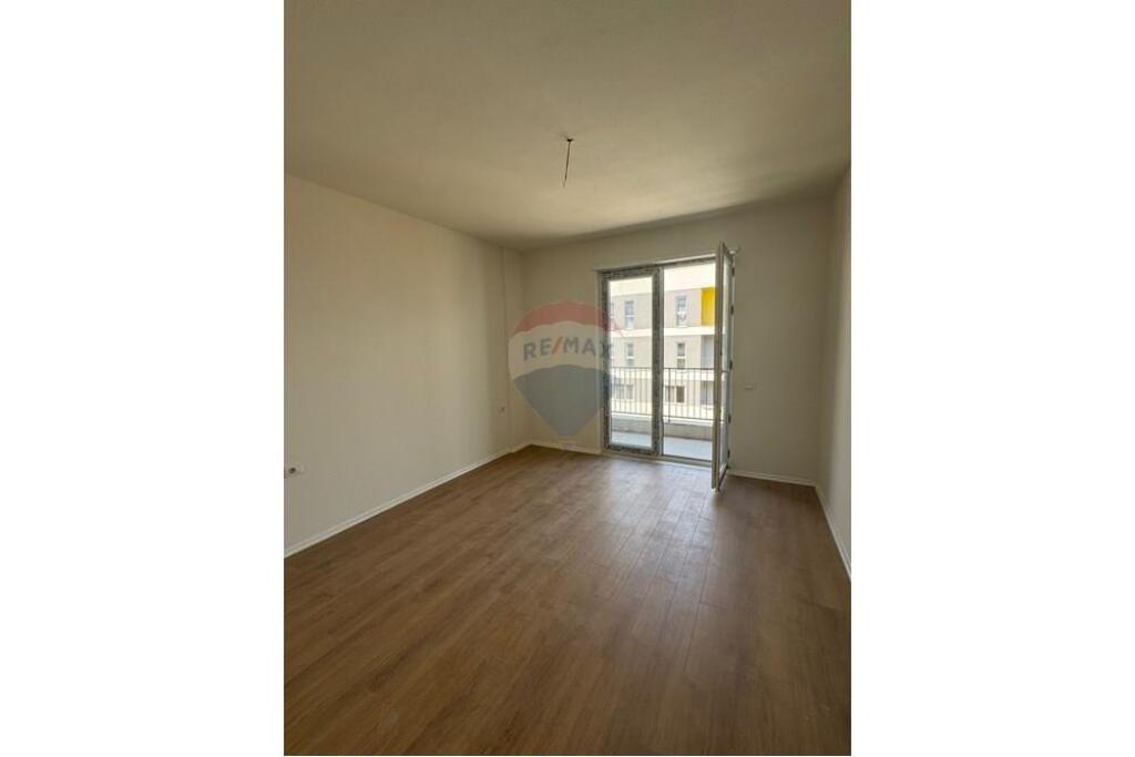 Shitet Apartament 2+1+2 | Univers City, pranë QTU