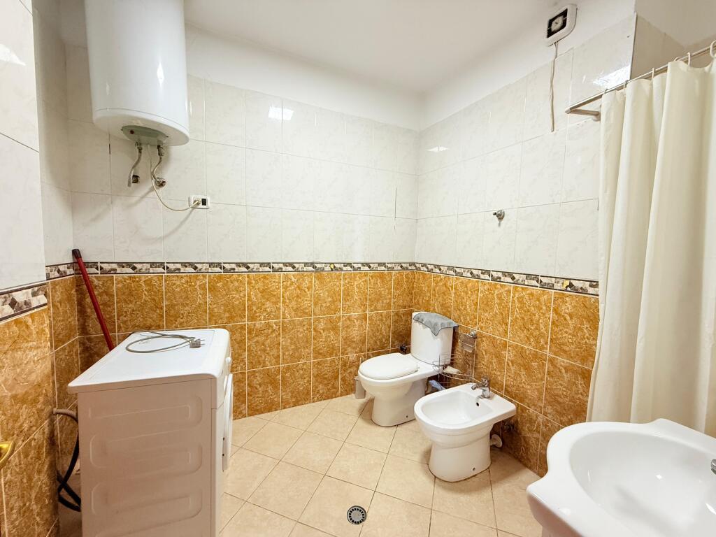 Jepet me Qira Apartament 1+1,  Zona Ekspozita