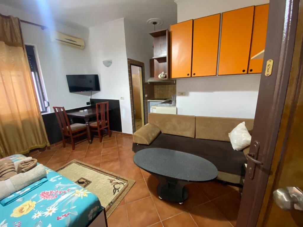 🟢 6 studio apartments for rent, Gjon Mili street