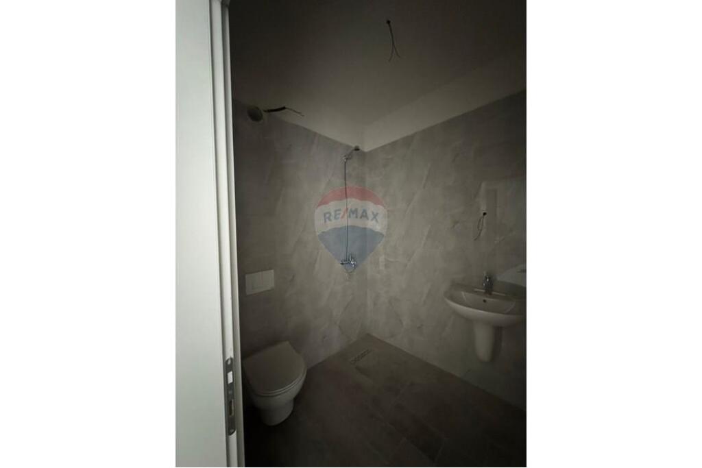 Shitet Apartament 2+1+2 | Univers City, pranë QTU