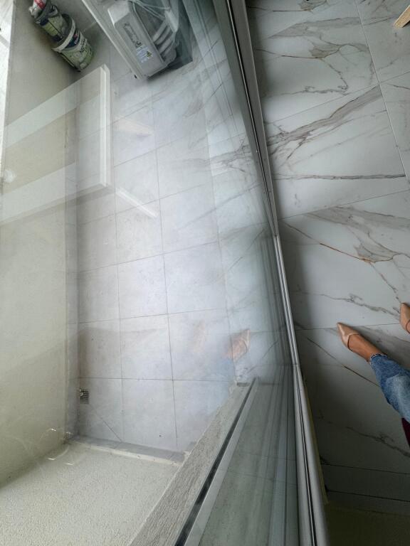 Apartament 1+1 me qira 📍 Vendndodhja: Tek Pazari i Ri💶 Çmimi: 700 €/muaj