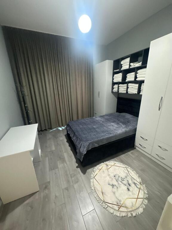 Apartament 3+1 me qira tek Square 21!