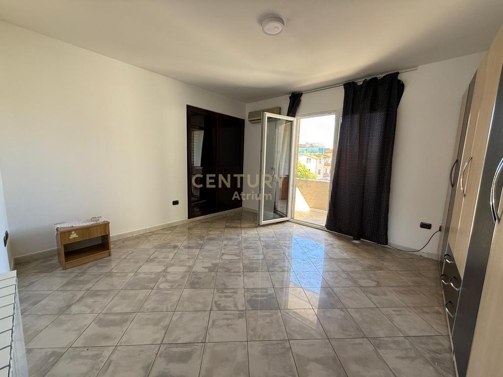 JEPET ME QIRA APARTAMENT 3+1+2 PRANE KOMPLEKSIT GRAND !