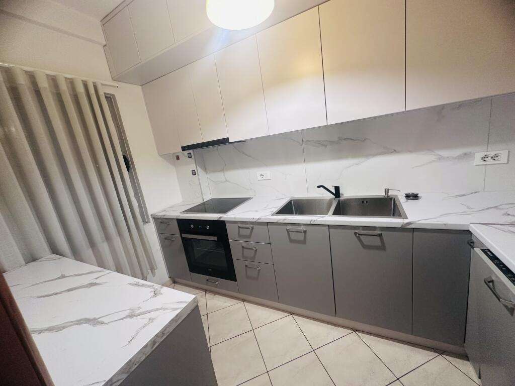 Jepet Me Qera Apartament 2+1+2 Tualete + 1 Ballkon