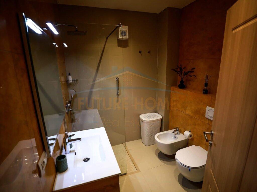 Qira, Apartament 2+1, Myslym Shyr, Tirane