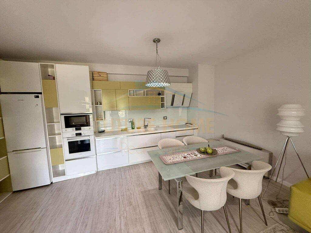 Qera, Apartament 2+1 Kompleksi Nobis Tirane