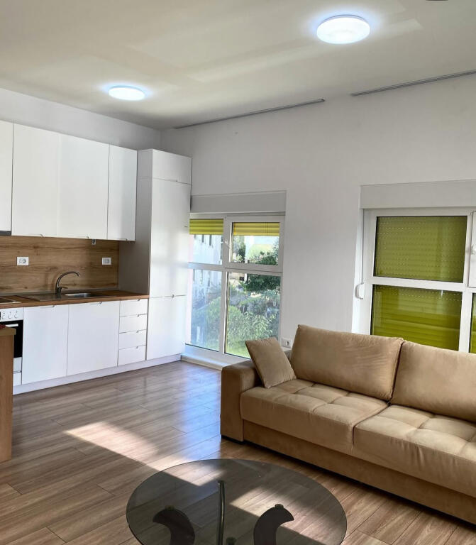 🏠 Jepet Apartament 2+1 me Qera te Mangalem 21, Ali Dem, Tirane