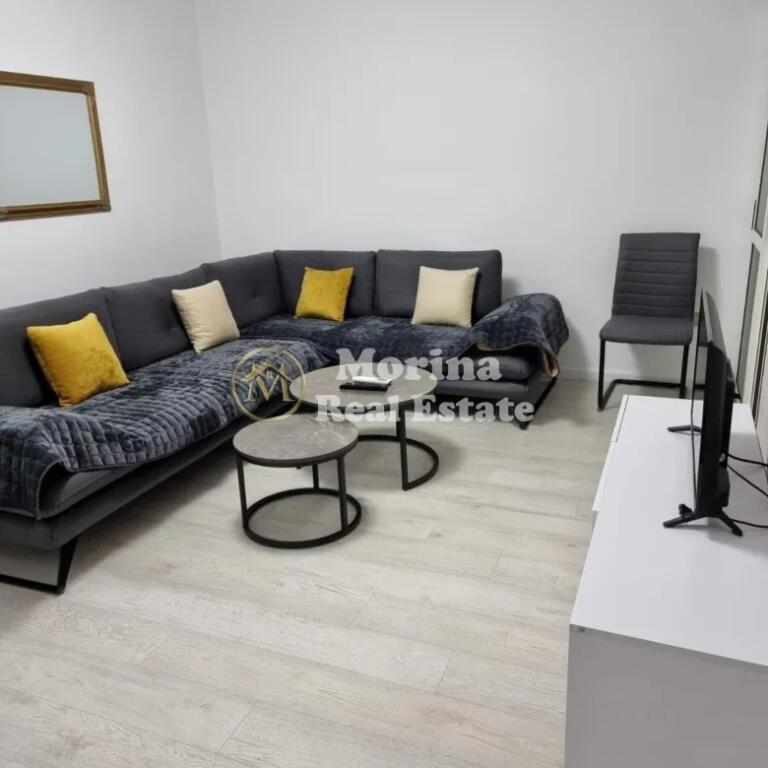 Rent, Apartment 1+1, Commune of Paris, 650 euros/month