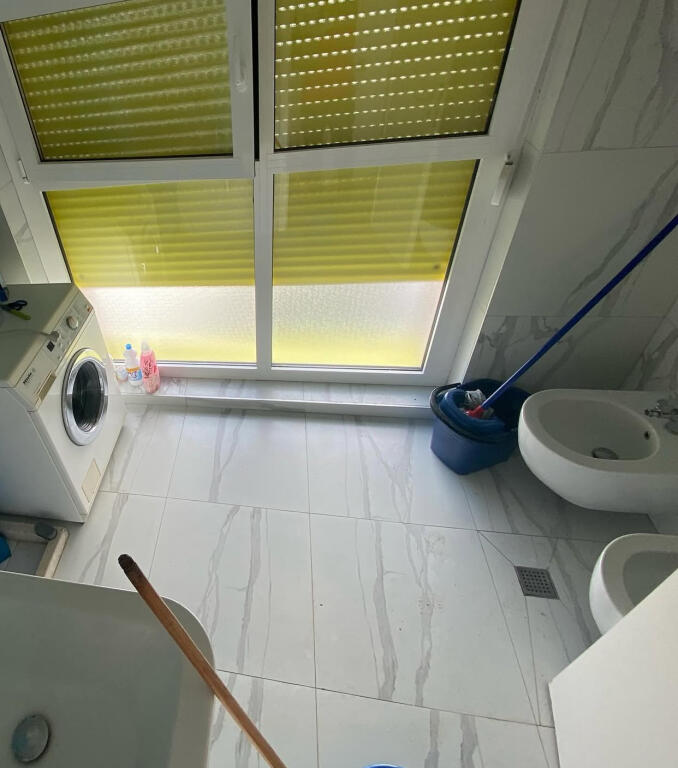 🏠 Jepet Apartament 2+1 me Qera te Mangalem 21, Ali Dem, Tirane
