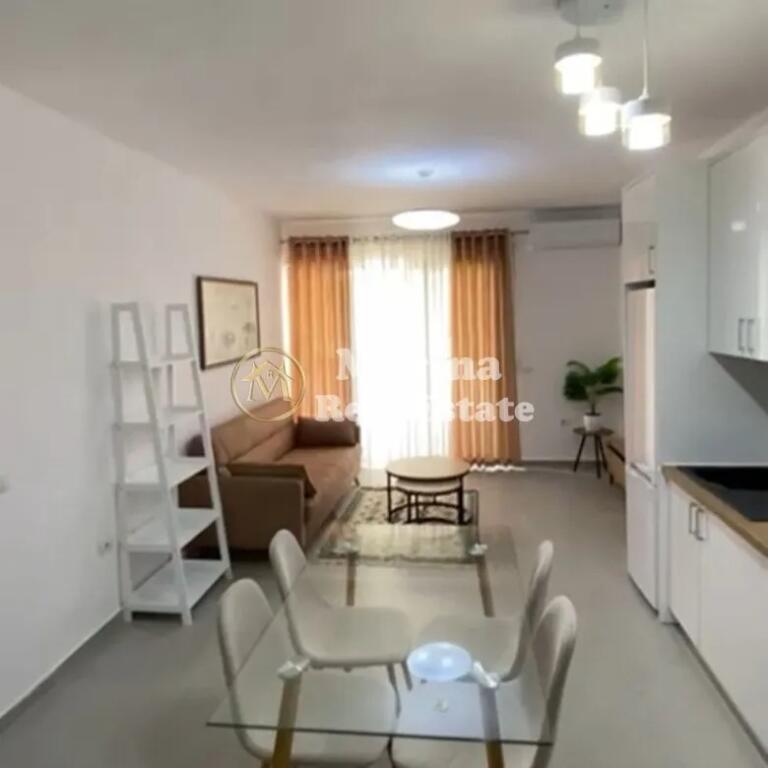 Affitto, Appartamento 1+1, Via Durazzo, 750 Euro