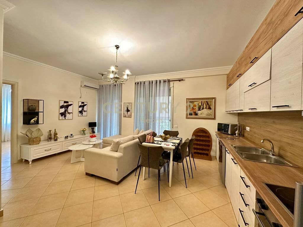 RENT, APARTMENT 3+1+2 ON PETI STREET!