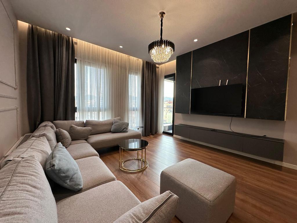 Jepet apartament 2+1+2 tek Square 21!