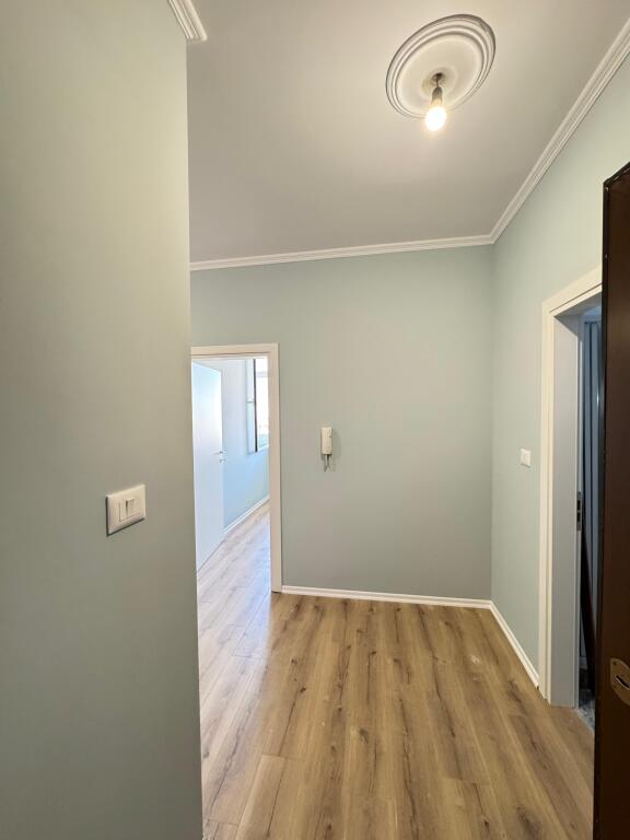 Apartament 1+1 ne shitje te Rruga Fortuzi