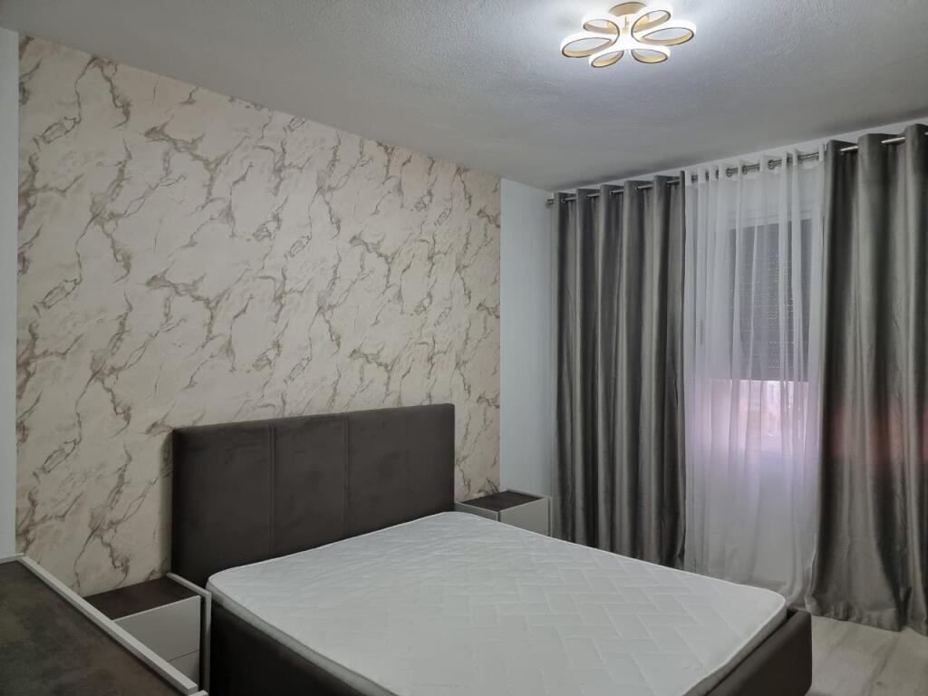 Apartment 1+1 for rent Komuna Parisit 650€