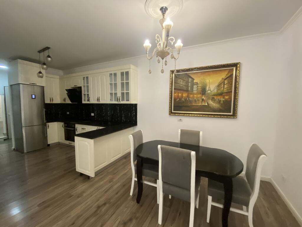 Shitet 2+1,me verande i mobiluar,ne fresk,140.000 leke