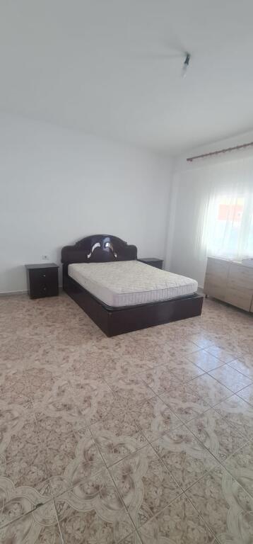 Rruga e Durresit 500€
