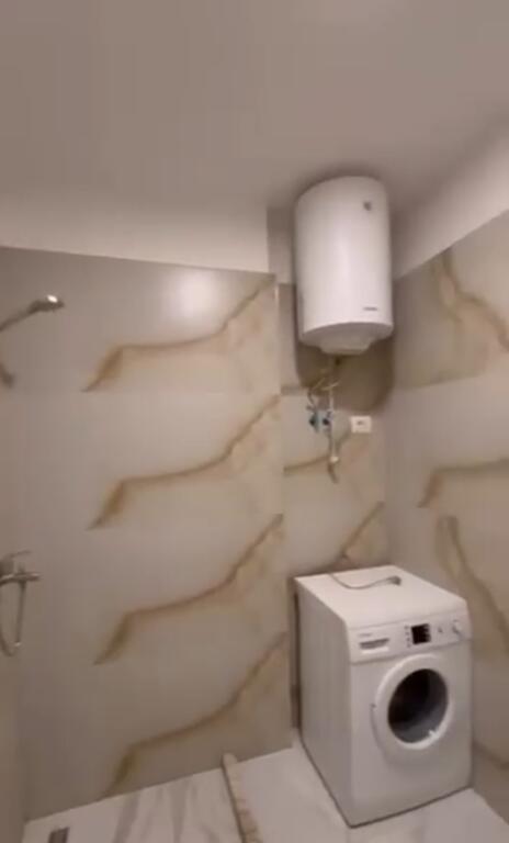 Jepen me qera  apartament  1+1 (Kompleksi Mateo)Kopshti  zologjik  