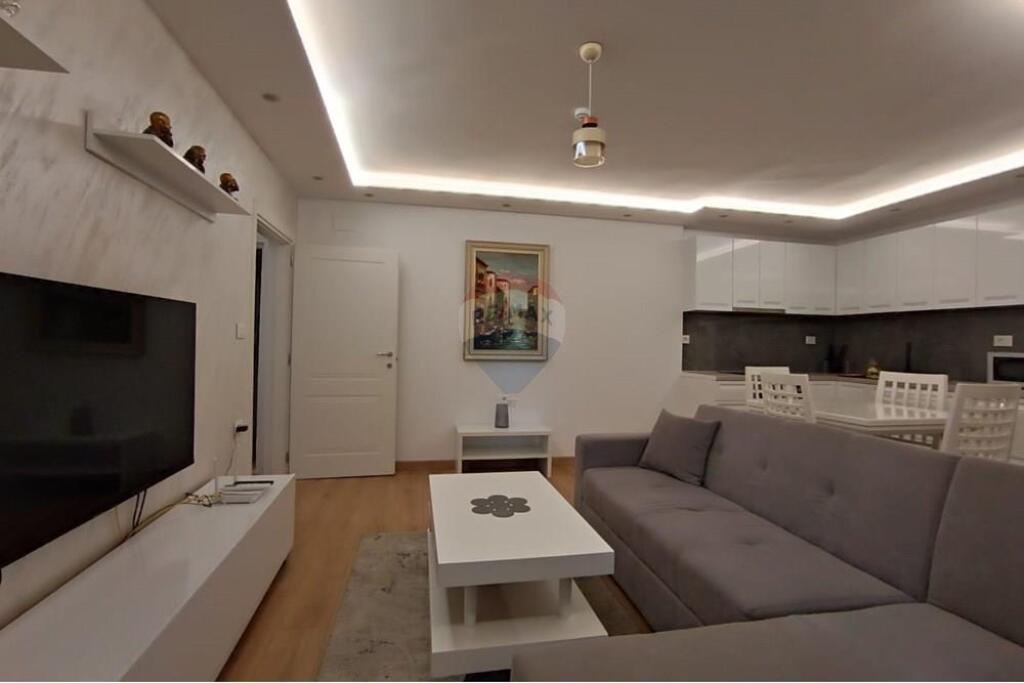 Apartment 2+1 for rent in Center