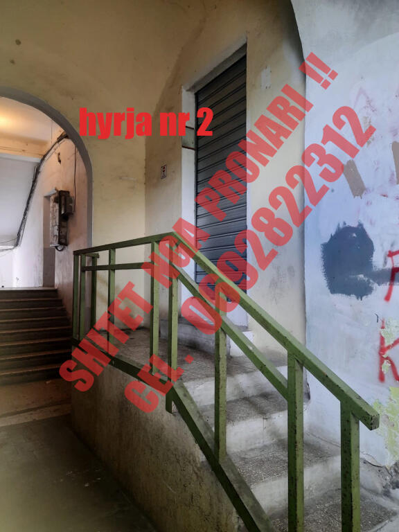 Shitet 2+1 te shallvaret KATI 1, 80 metra 2 ,cmim OKAZION