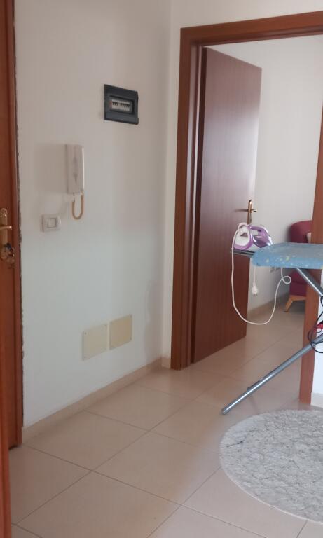 Apartament me qera.
