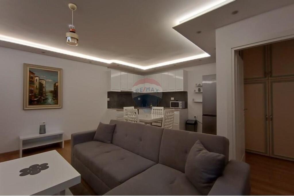 Apartment 2+1 for rent in Center