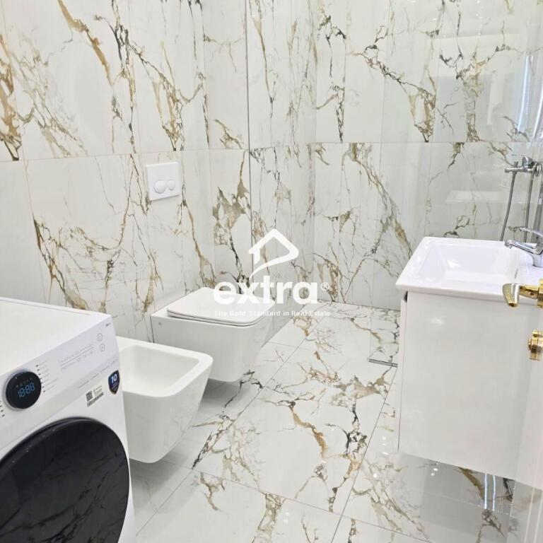 SUPER APARTAMENT 1+1 PER QIRA