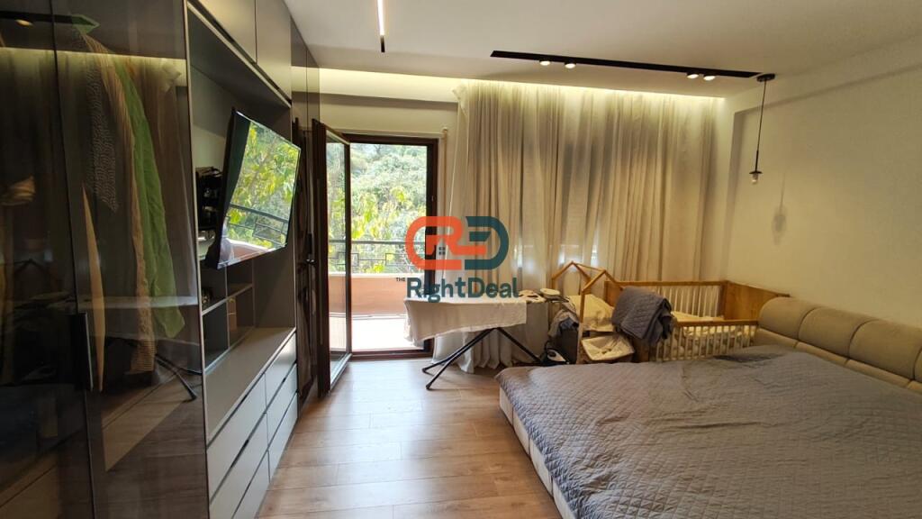 Tek Kopshti Botanik, Shitet Super Penthouse Totalisht I Investuar!!