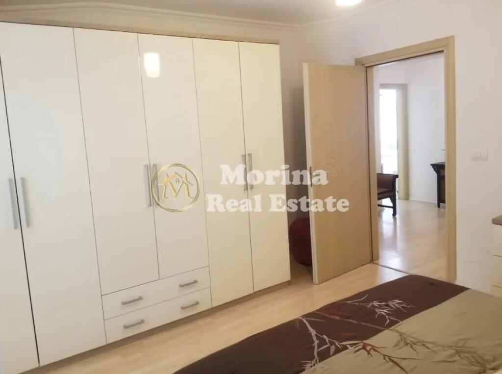 Affitto Appartamento 2+1, nel Bllok, 800 Euro/mese