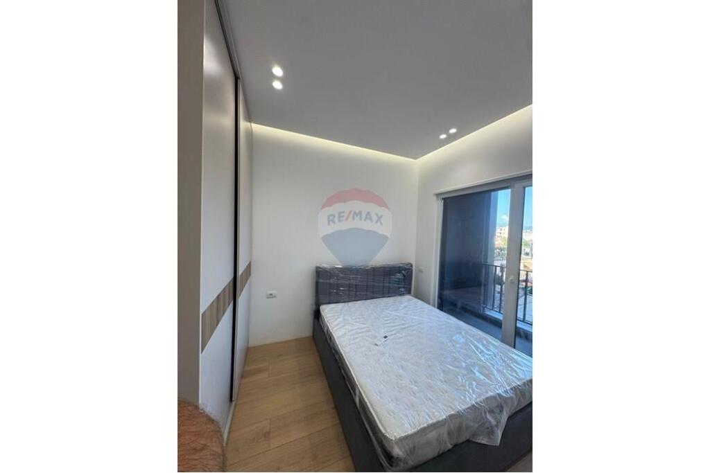 Apartament - Për Qira - Tirana Golden Park, Tiranë